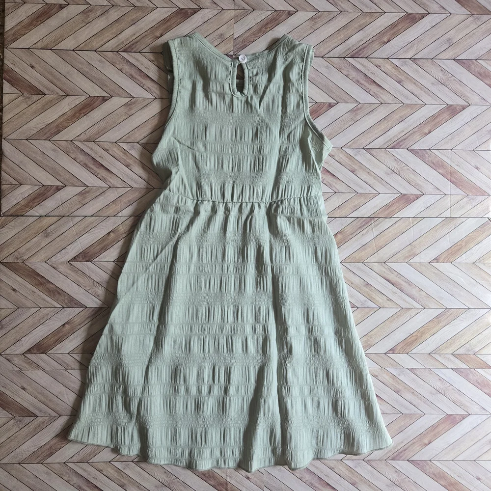 Girl's Sage Green Ruffle Dress Floral Sundress Lightweight Summer Outfit 6-7Y